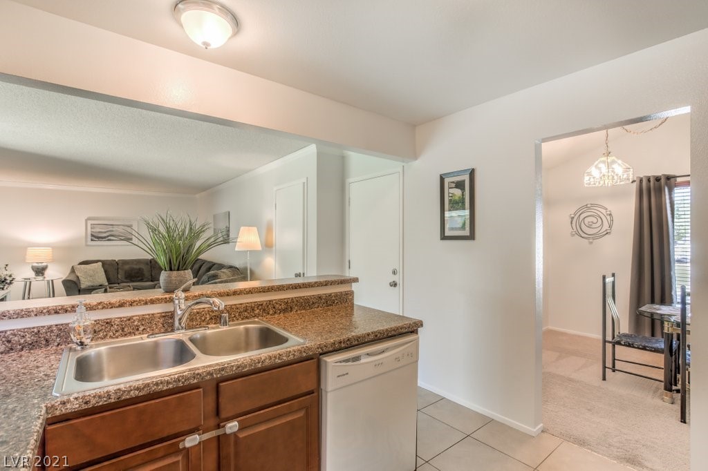 6401 Waterthrush Way Las Vegas, NV 89103 - Photo 14 of 36
