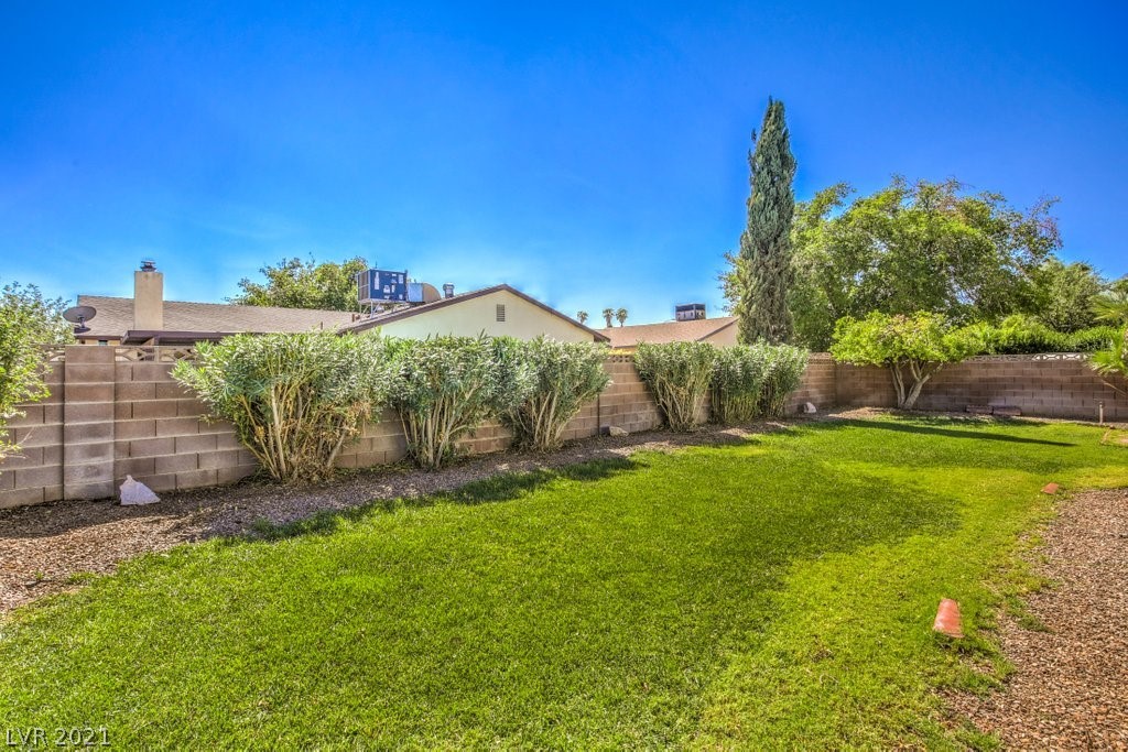 6401 Waterthrush Way Las Vegas, NV 89103 - Photo 34 of 36