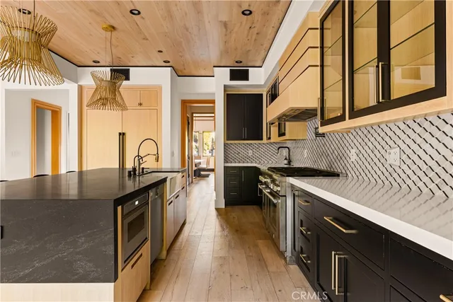 $25,000 | 4953 Edgerton Avenue, Encino, CA 91436