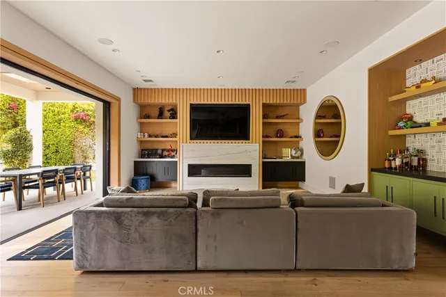 $25,000 | 4953 Edgerton Avenue, Encino, CA 91436