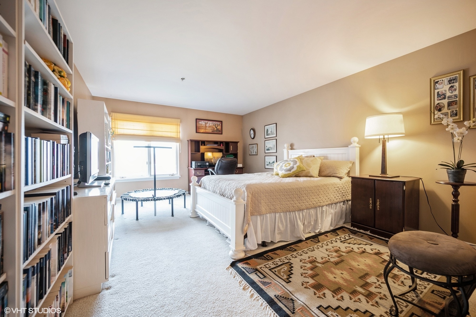 308 North Happ Road, Unit 307 Northfield, IL 60093 - Photo 10 of 13 Gallery Image 10