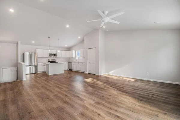 $319,900 | 909 Vly Vw Court, Marshall, MI 49068