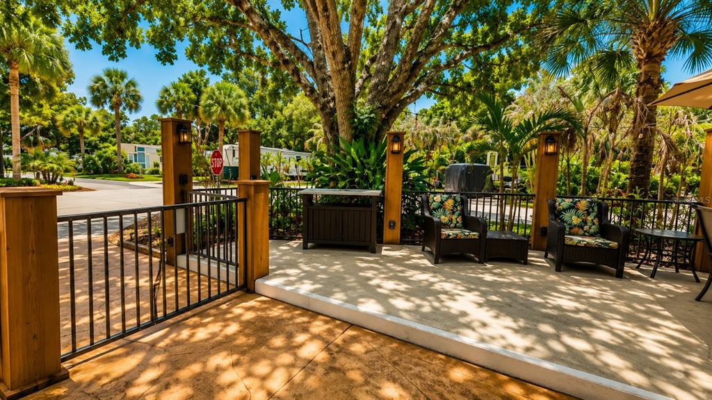 219 East Appaloosa Trail River Ranch, FL 33867 - Photo 4 of 20