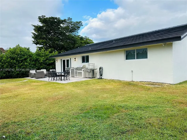 $820,000 | 12920 Southwest 119th Street, Miami, FL 33186