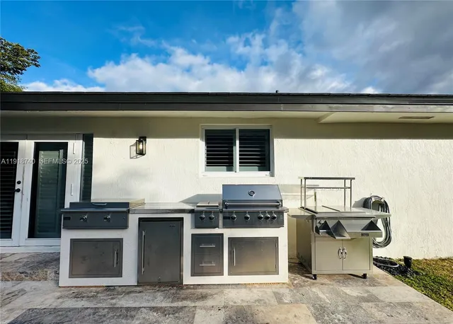 $820,000 | 12920 Southwest 119th Street, Miami, FL 33186