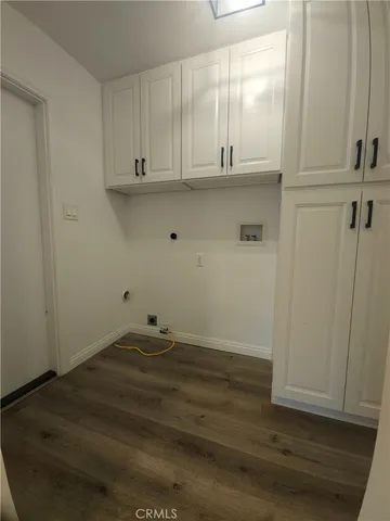 $4,500 | 17423 Burbank Boulevard, Encino, CA 91316