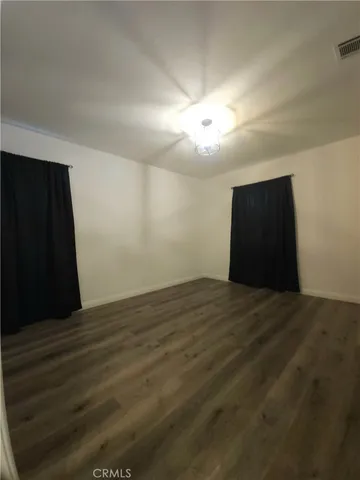 $4,500 | 17423 Burbank Boulevard, Encino, CA 91316