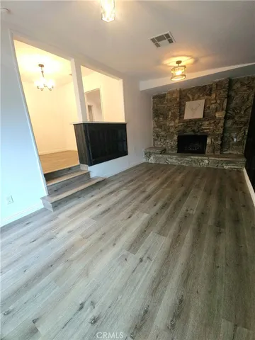 $4,500 | 17423 Burbank Boulevard, Encino, CA 91316