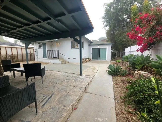 $4,500 | 17423 Burbank Boulevard, Encino, CA 91316