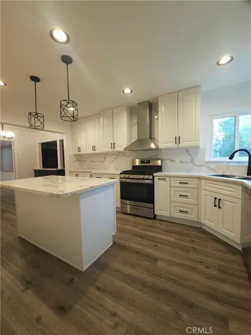 $4,500 | 17423 Burbank Boulevard, Encino, CA 91316