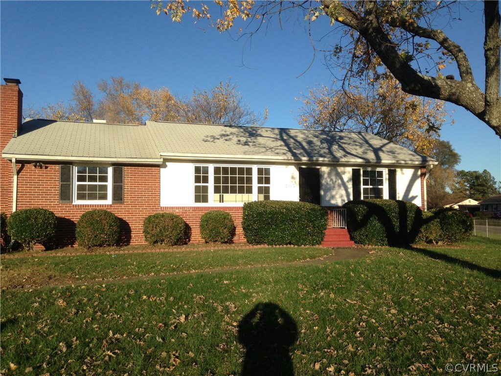 205 Meadowspring Road Richmond, VA 23223 - Photo 1 of 9 Gallery Image 1