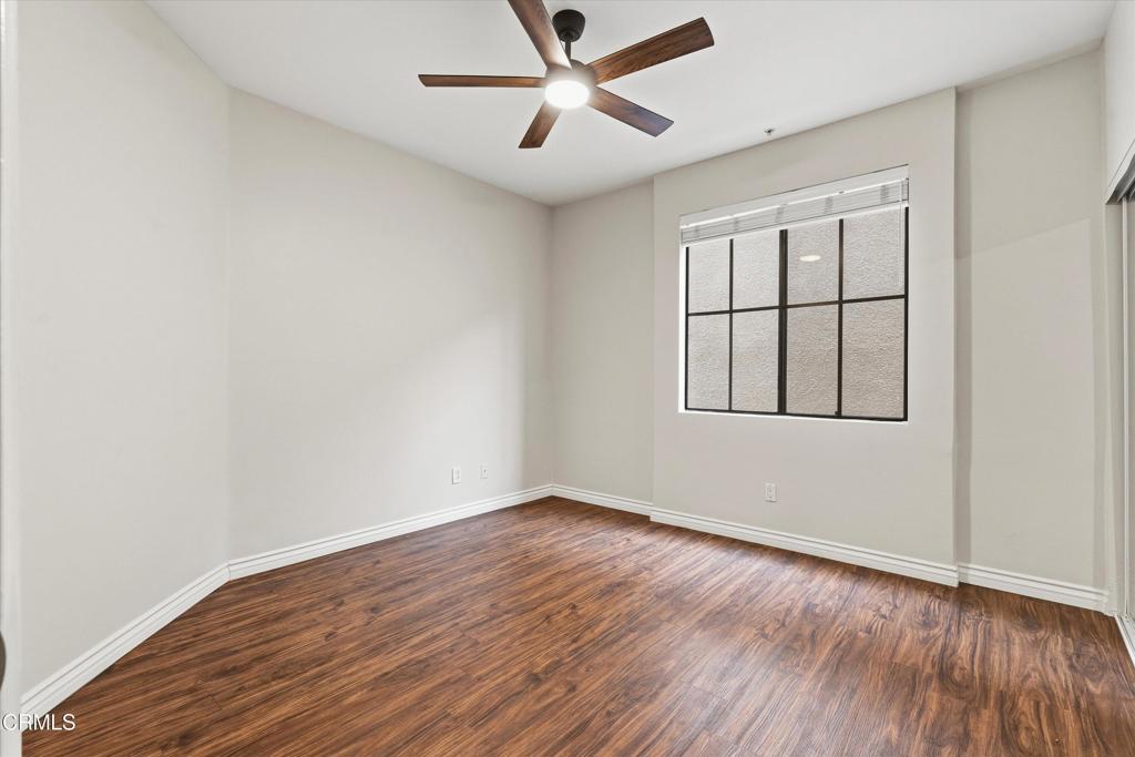 508 Glenwood Road, Unit 105 Glendale, CA 91202 - Photo 11 of 23 Bedroom #1