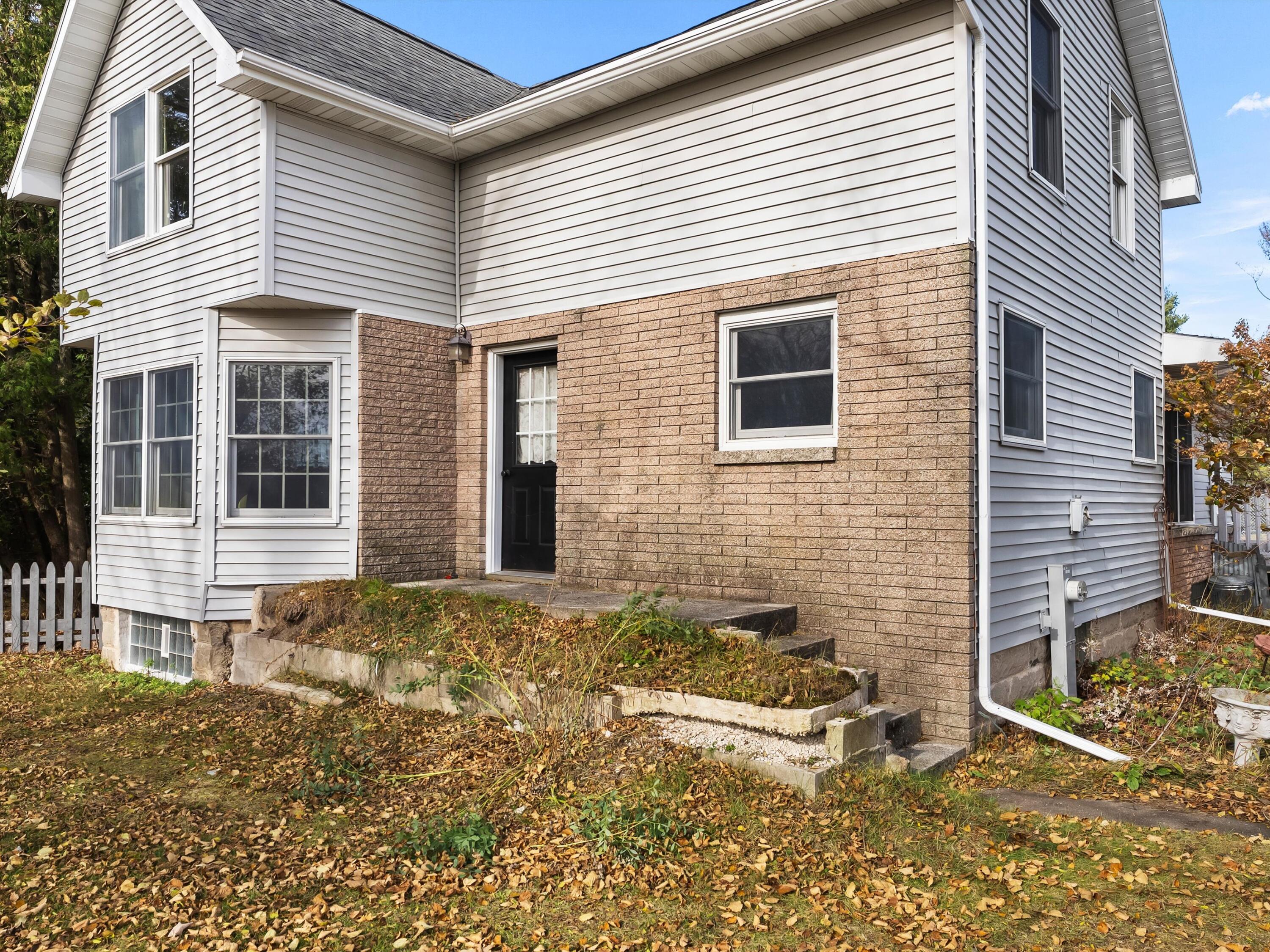 6704 Viceroy Road Two Rivers, WI 54241 - Photo 2 of 31 02-002_2654228_01139