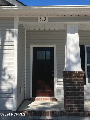 $1,675 | 513 Peru Road, Sneads Ferry, NC 28460