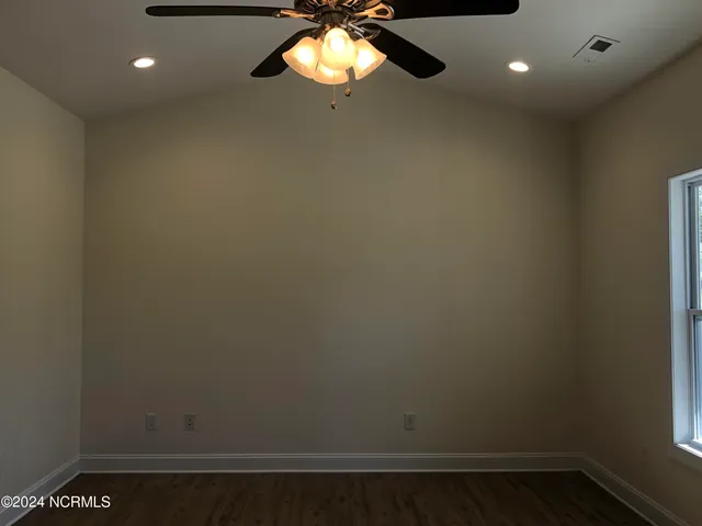 $1,675 | 513 Peru Road, Sneads Ferry, NC 28460