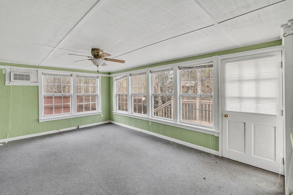 5800 Yellow Creek Road Murrayville, GA 30564 - Photo 10 of 33 a view of an empty room with a window