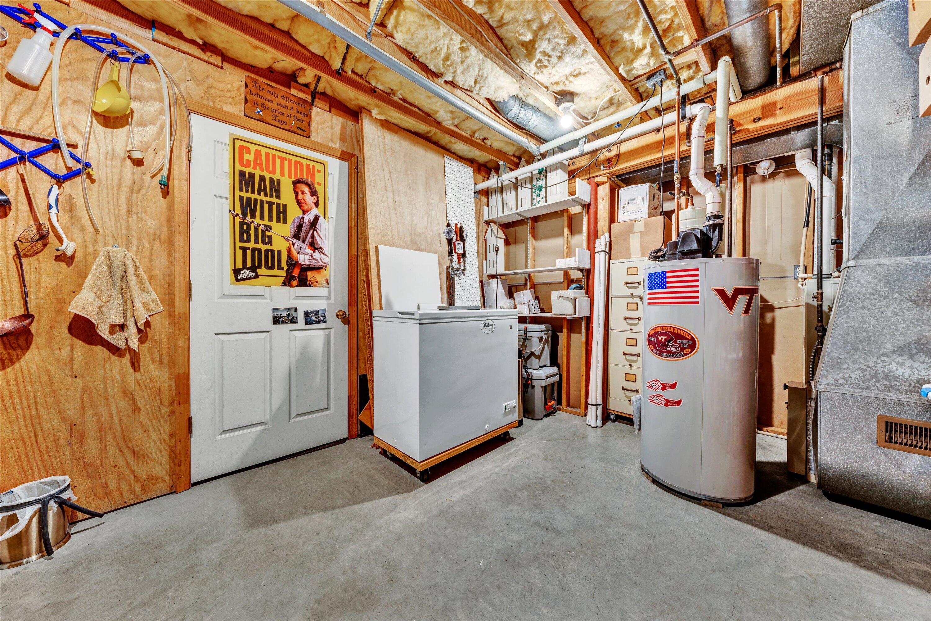 6378 Spring Run Drive Roanoke, VA 24018 - Photo 38 of 51 Lower Level unfinished area