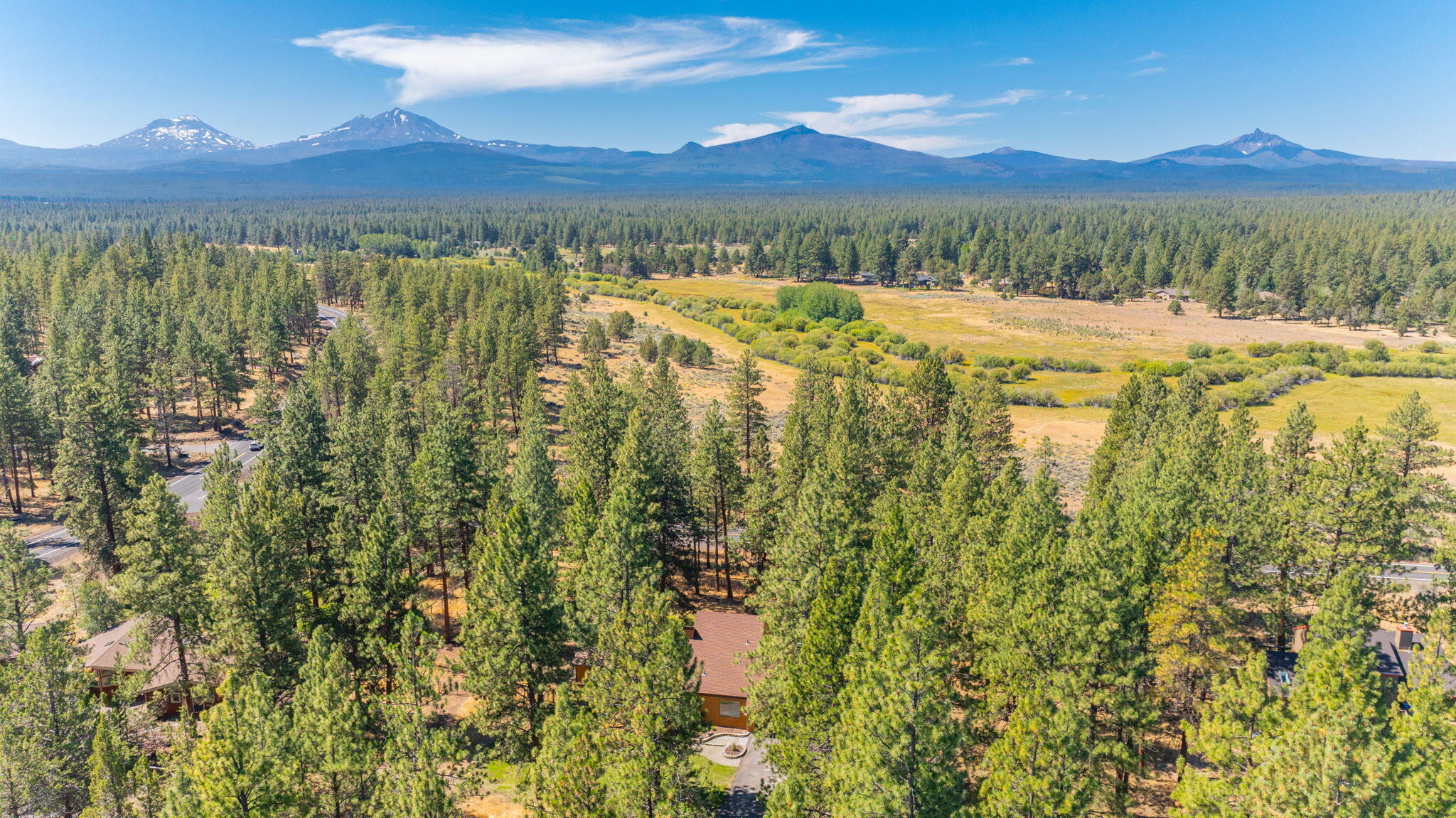 69777 Pine Ridge Road Sisters, OR 97759 - Photo 61 of 73 25-web-or-mls-Riley_Visuals-25
