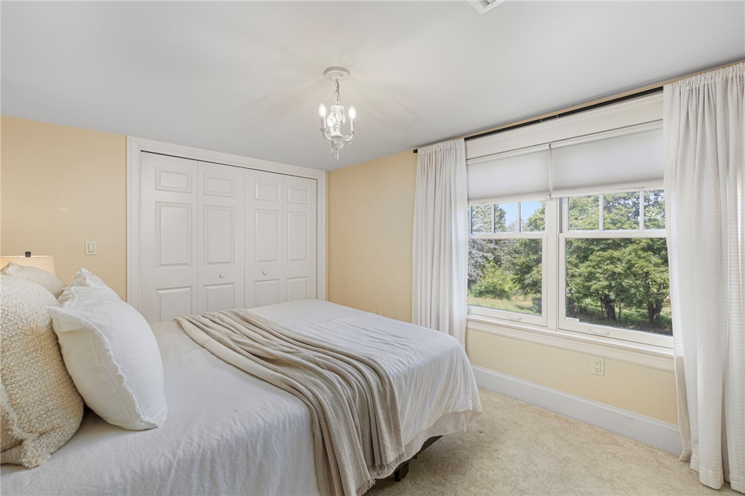 543 Woonsocket Hill Road North Smithfield, RI 02896 - Photo 31 of 50 Gallery Image 31