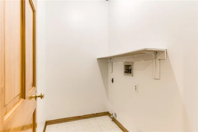 $425,000 | 3711 Southwest Harbor Circle, Lee's Summit, MO 64082