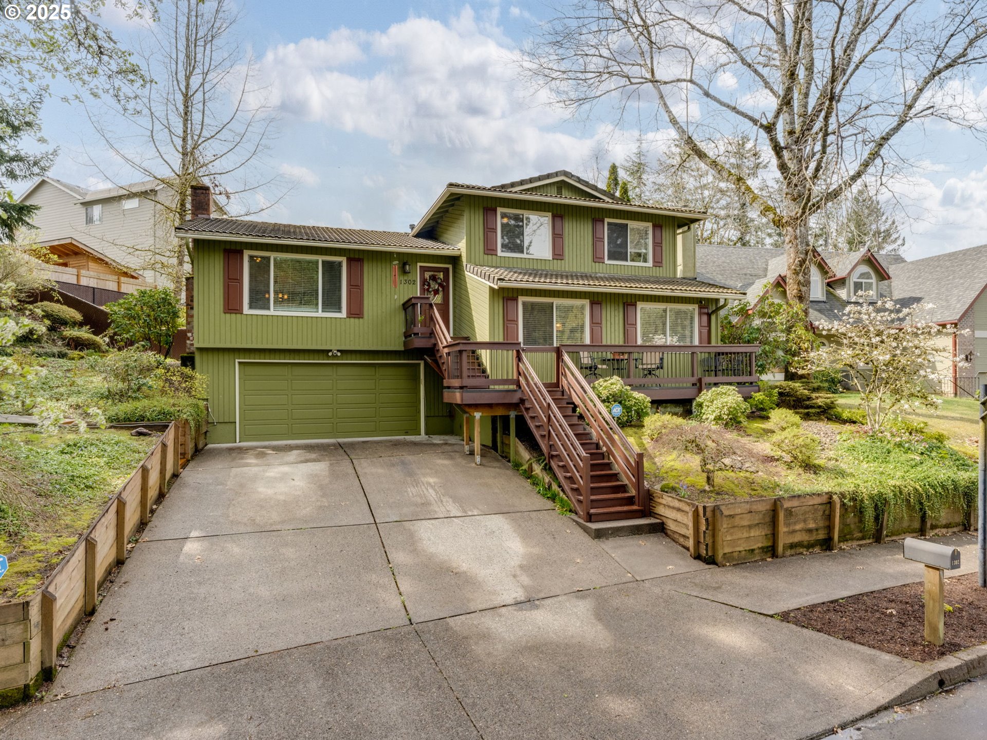 1302 Southwest 19th Drive Gresham, OR 97080 - Photo 1 of 46