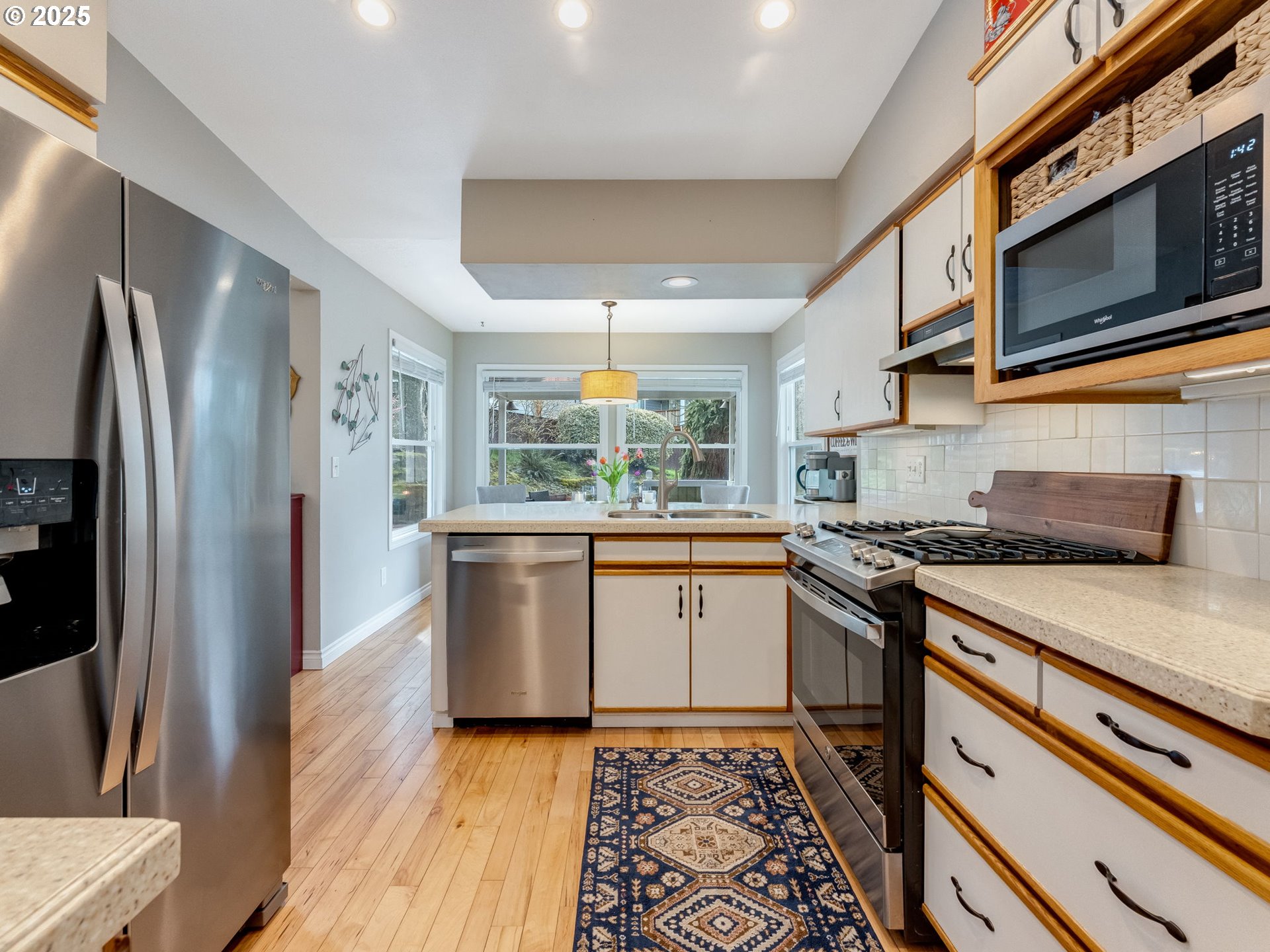 1302 Southwest 19th Drive Gresham, OR 97080 - Photo 15 of 46