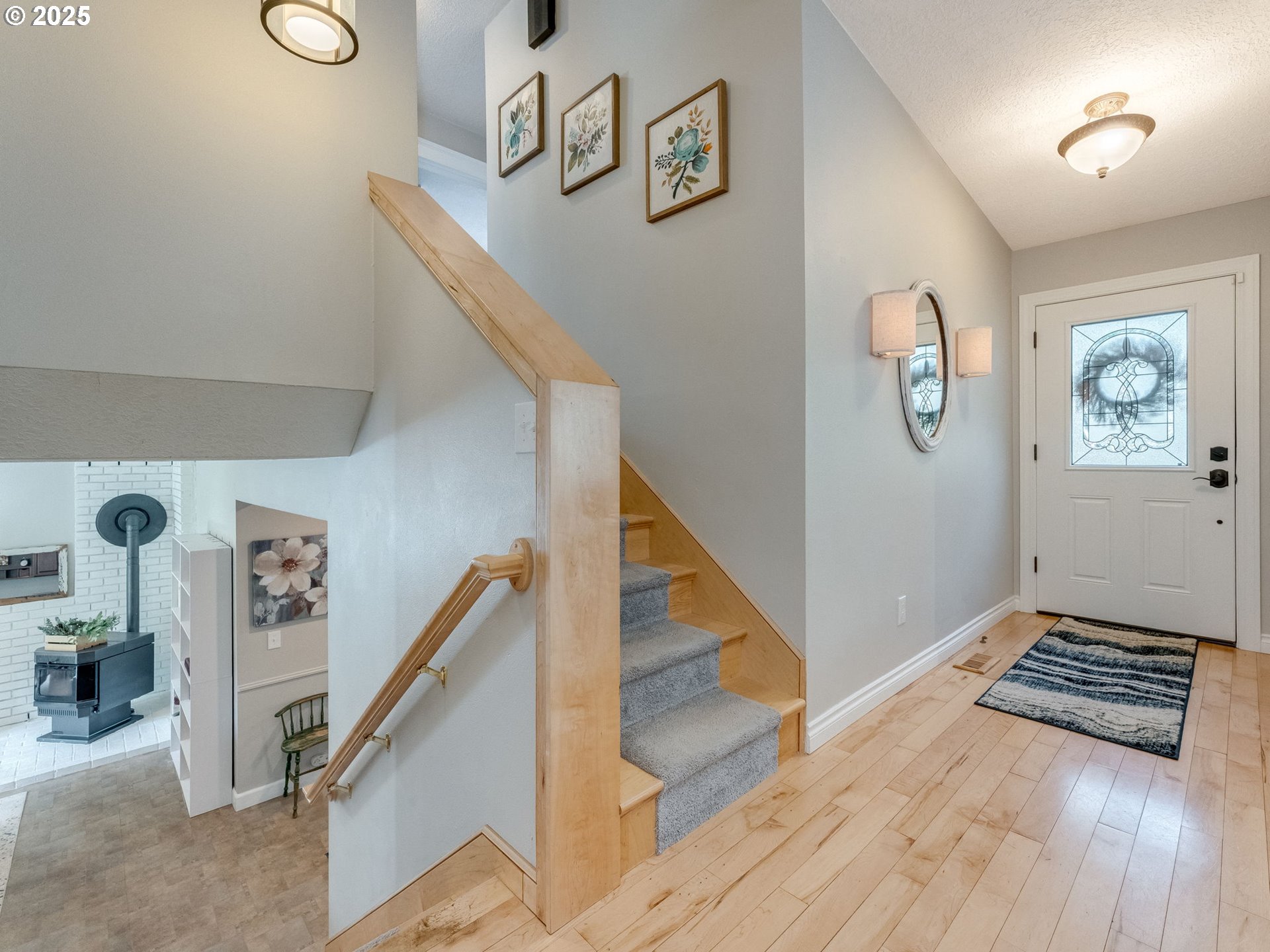 1302 Southwest 19th Drive Gresham, OR 97080 - Photo 3 of 46