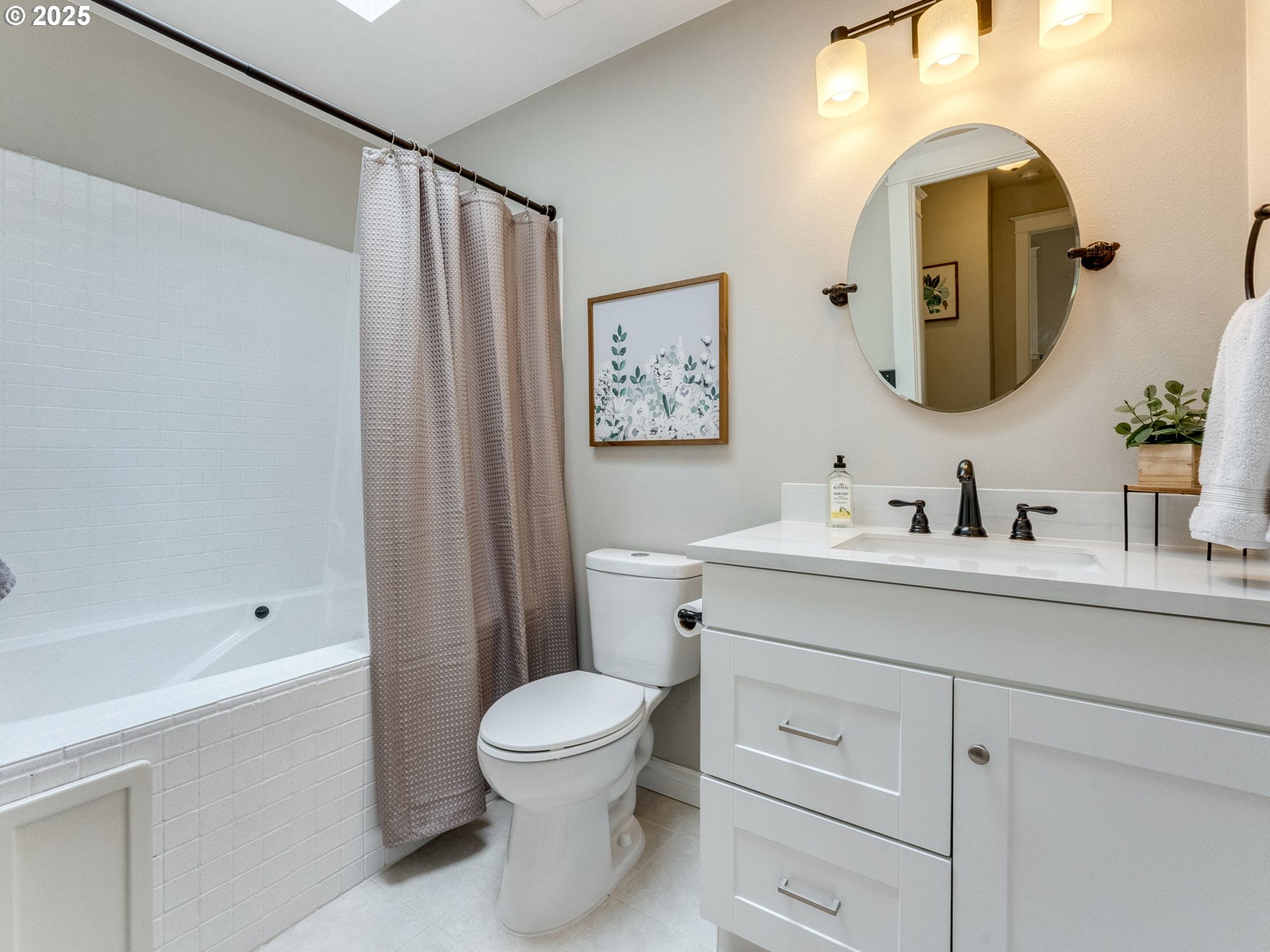 1302 Southwest 19th Drive Gresham, OR 97080 - Photo 31 of 46