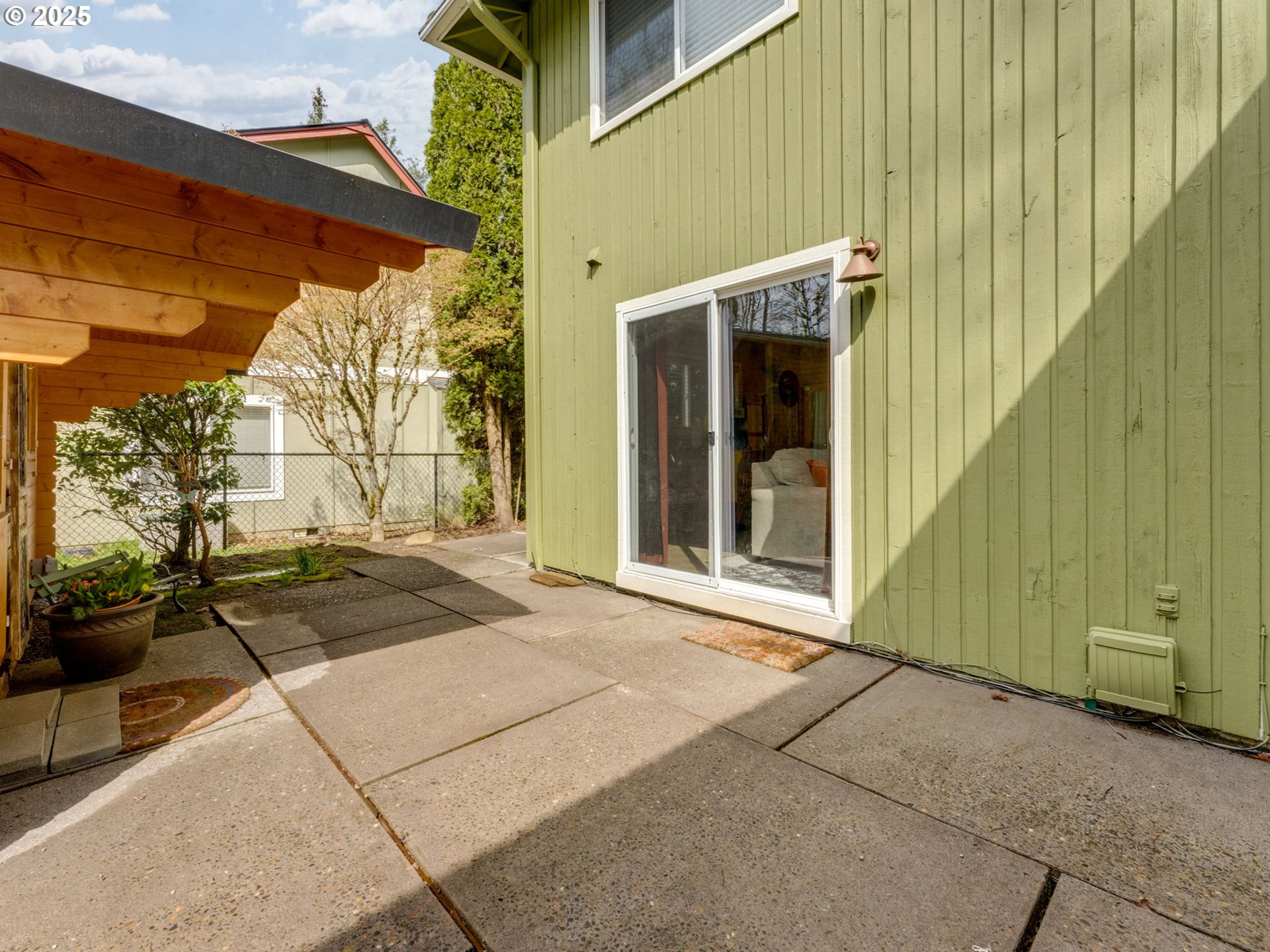 1302 Southwest 19th Drive Gresham, OR 97080 - Photo 39 of 46