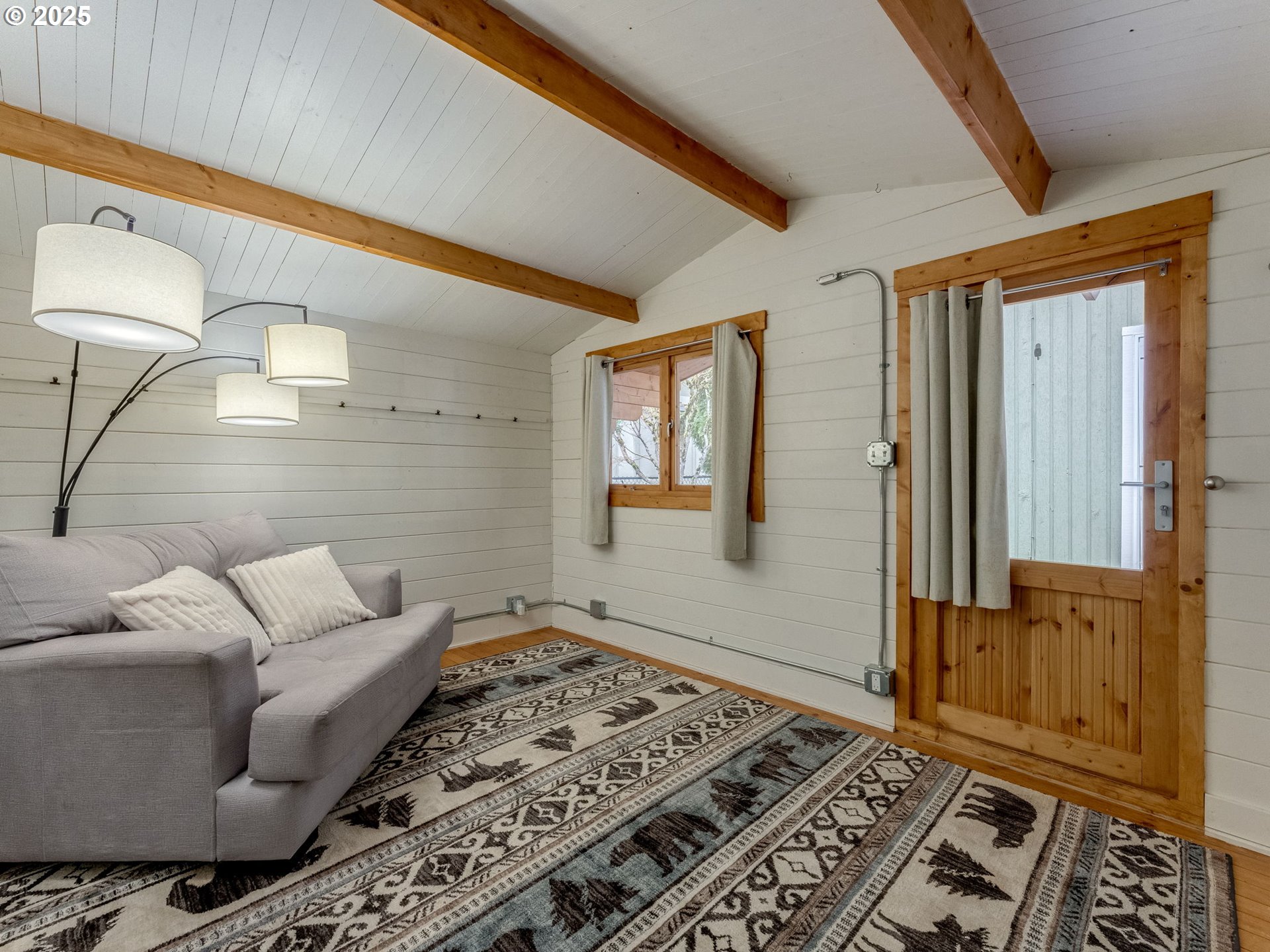 1302 Southwest 19th Drive Gresham, OR 97080 - Photo 42 of 46