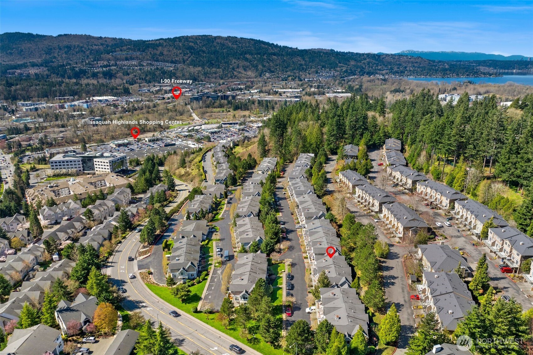 23120 Southeast Black Nugget Road, Unit E1 Issaquah, WA 98029 - Photo 38 of 40