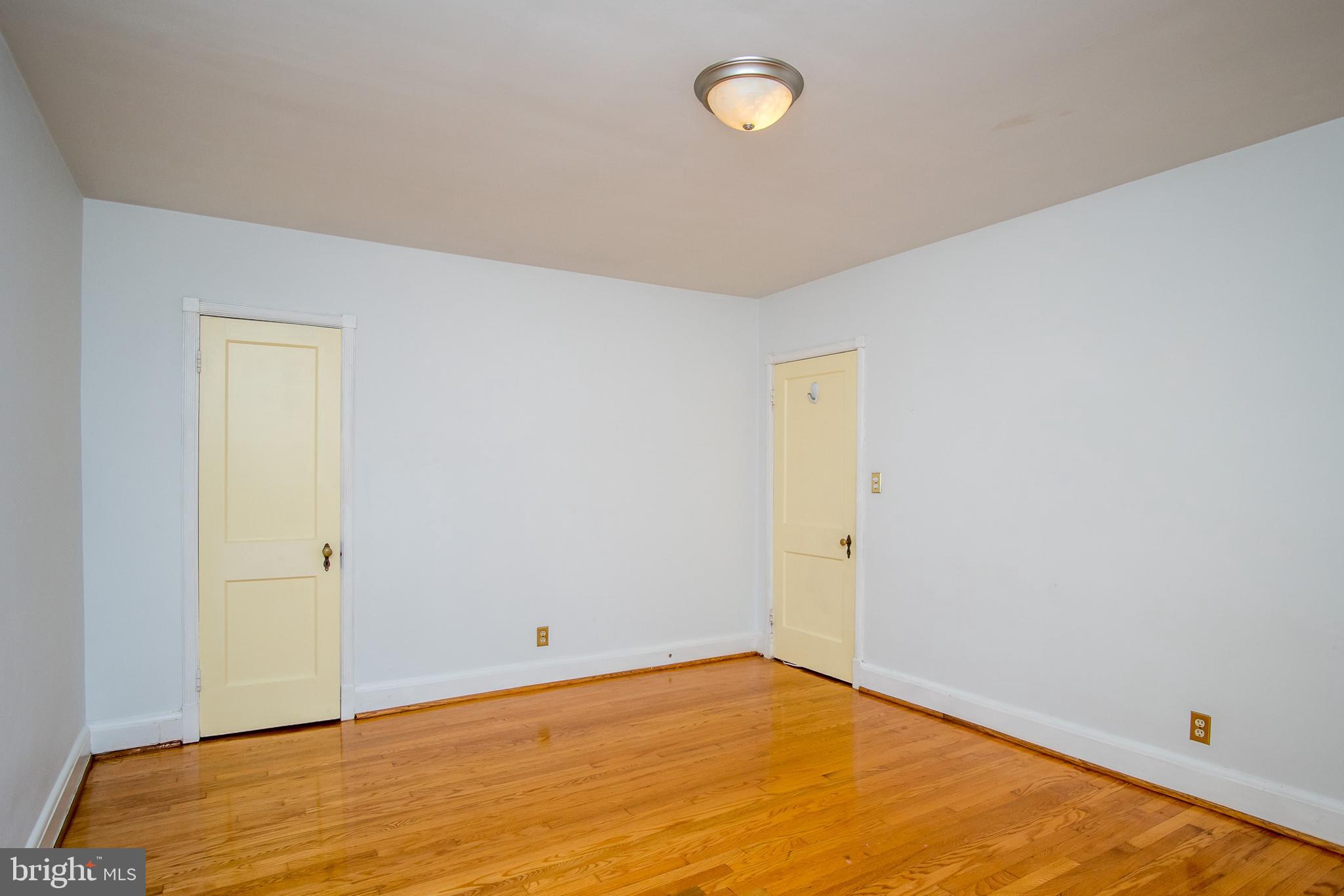 77 Dunkirk Road Baltimore, MD 21212 - Photo 13 of 24 Master Bedroom (alt view)