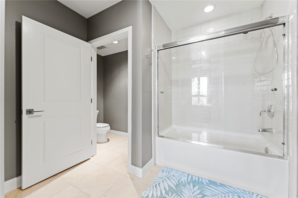 402 Rockefeller, Unit 407 Irvine, CA 92612 - Photo 14 of 48