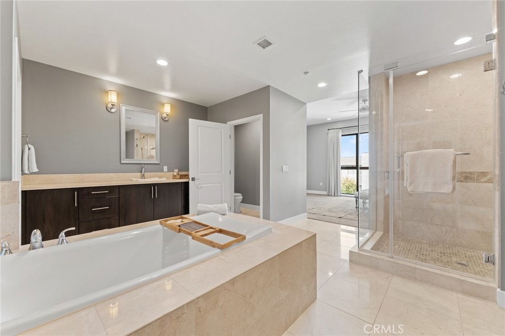 402 Rockefeller, Unit 407 Irvine, CA 92612 - Photo 23 of 48