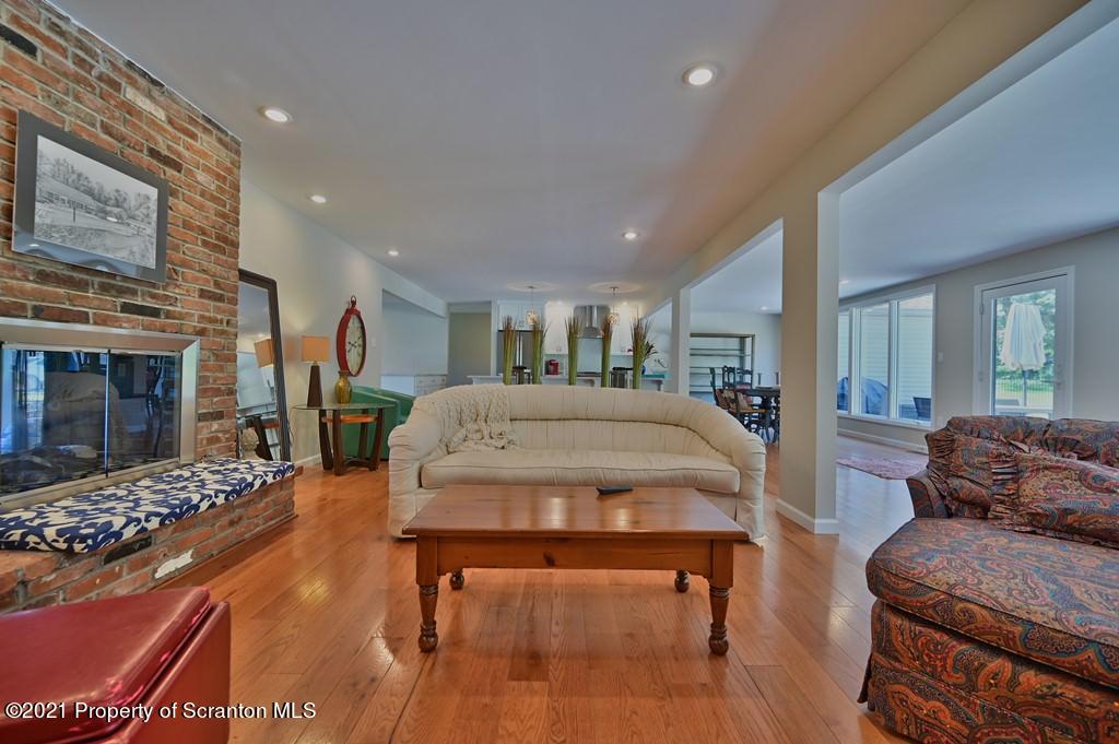 10 Starlight Road Clarks Summit, PA 18411 - Photo 26 of 115 Gallery Image 26