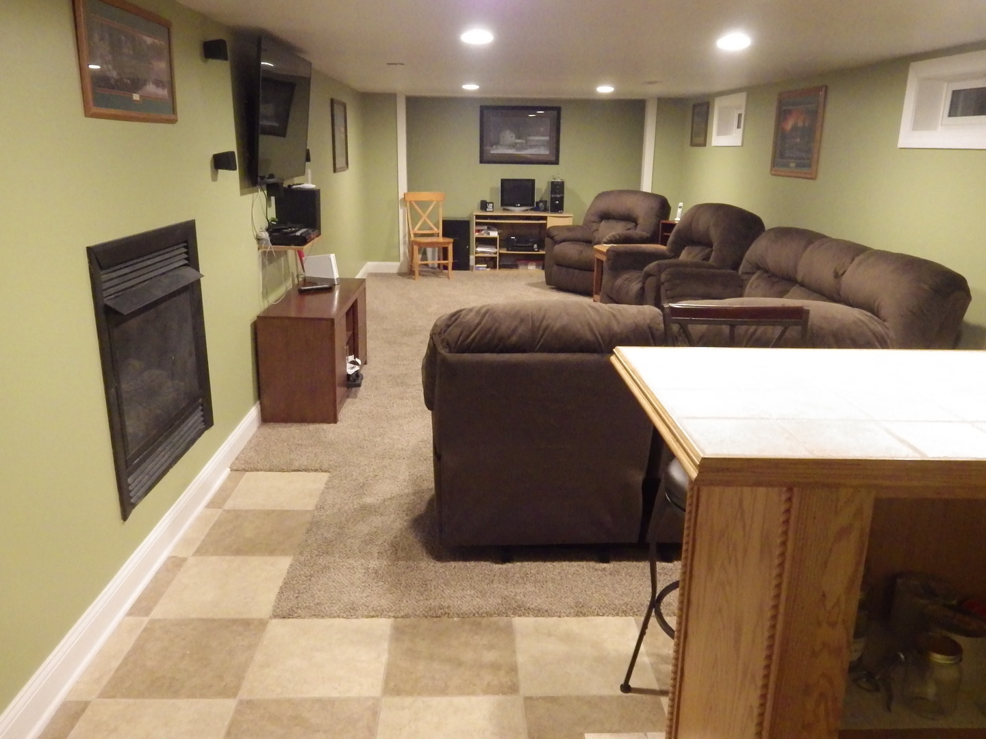 813 Southgate Road New Lenox, IL 60451 - Photo 13 of 17 a living room with furniture and a rug