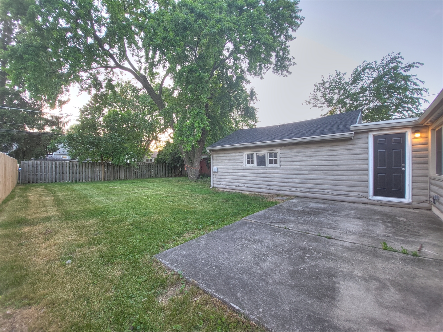 14610 Sawyer Avenue Midlothian, IL 60445 - Photo 15 of 18 a view of a house with a backyard