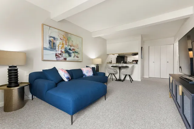 $1,451 | 28301 Franklin Road, Southfield, MI 48034