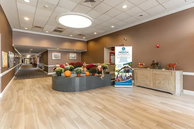 $1,451 | 28301 Franklin Road, Southfield, MI 48034