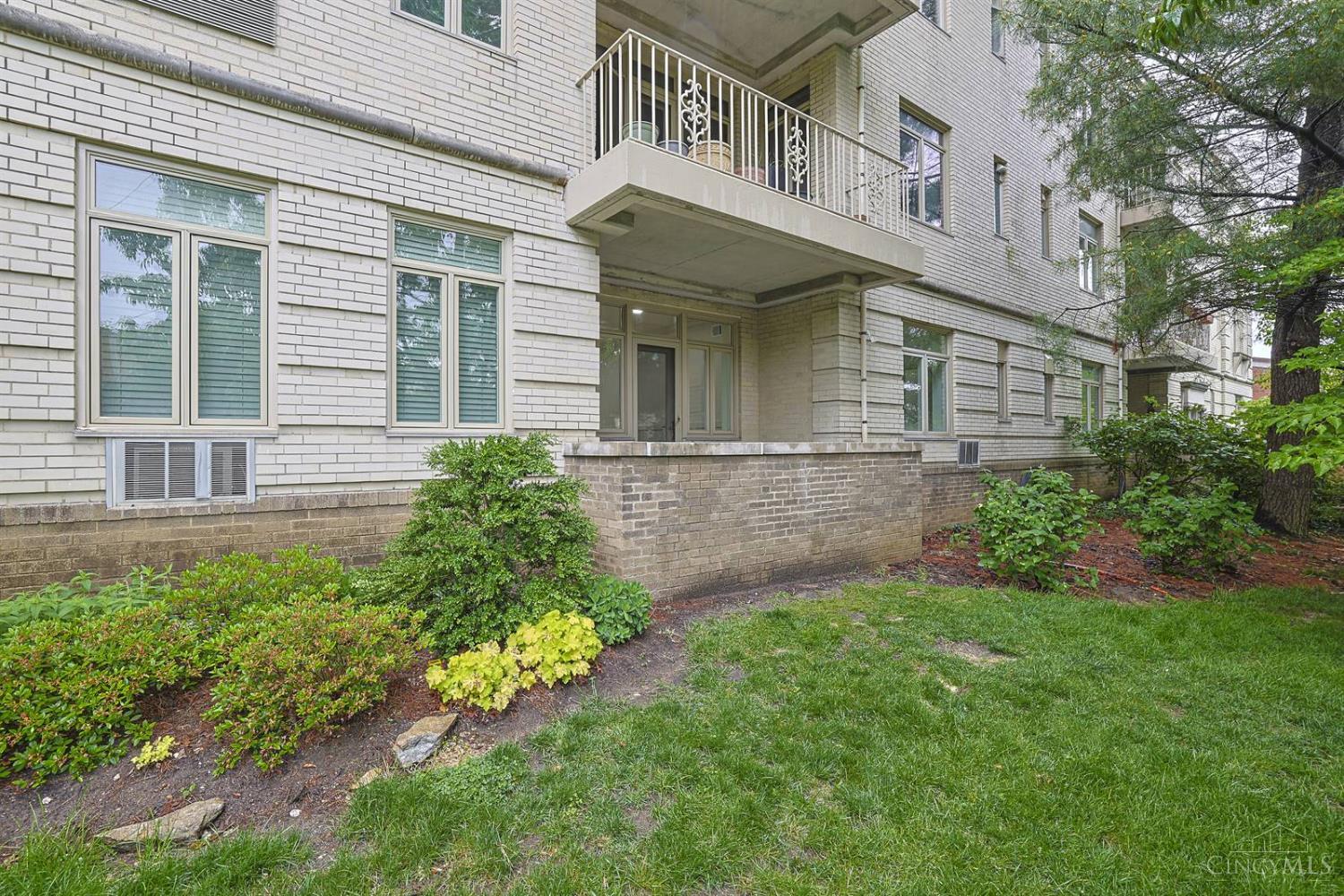 2378 Madison Road, Unit E1C Cincinnati, OH 45208 - Photo 29 of 37