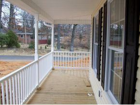 106 Jonesboro Road Bristol, TN 37620 - Photo 5 of 12 Porch