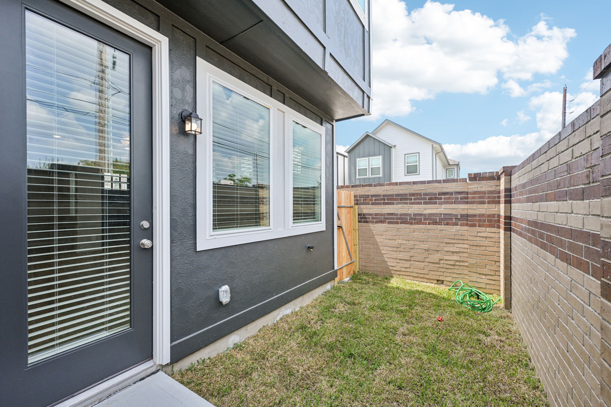 10032 Rustic Charm Street Houston, TX 77080 - Photo 37 of 40 a view of house with backyard
