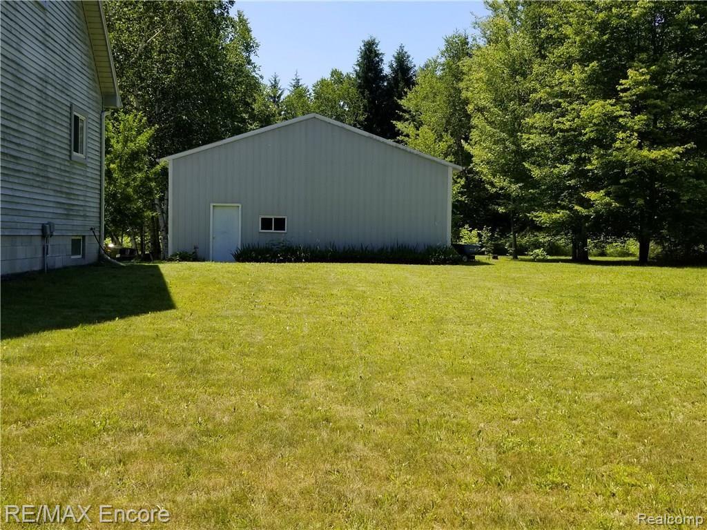 4155 Burtch Road Fort Gratiot, MI 48059 - Photo 5 of 29
