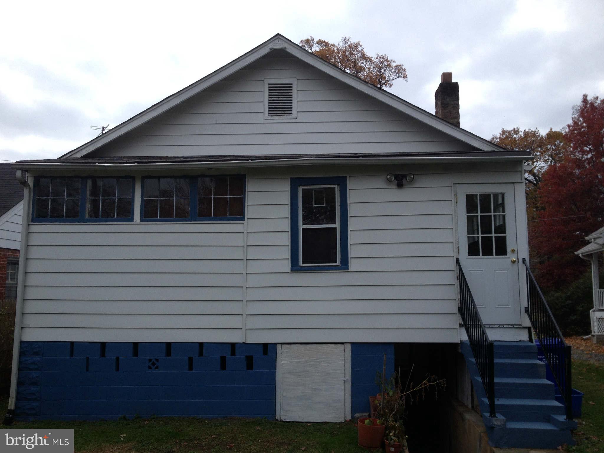 819 Violet Place Silver Spring, MD 20910 - Photo 23 of 26 Exterior (Rear)