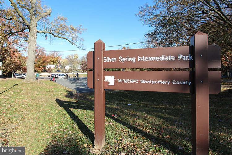 819 Violet Place Silver Spring, MD 20910 - Photo 24 of 26 Community park