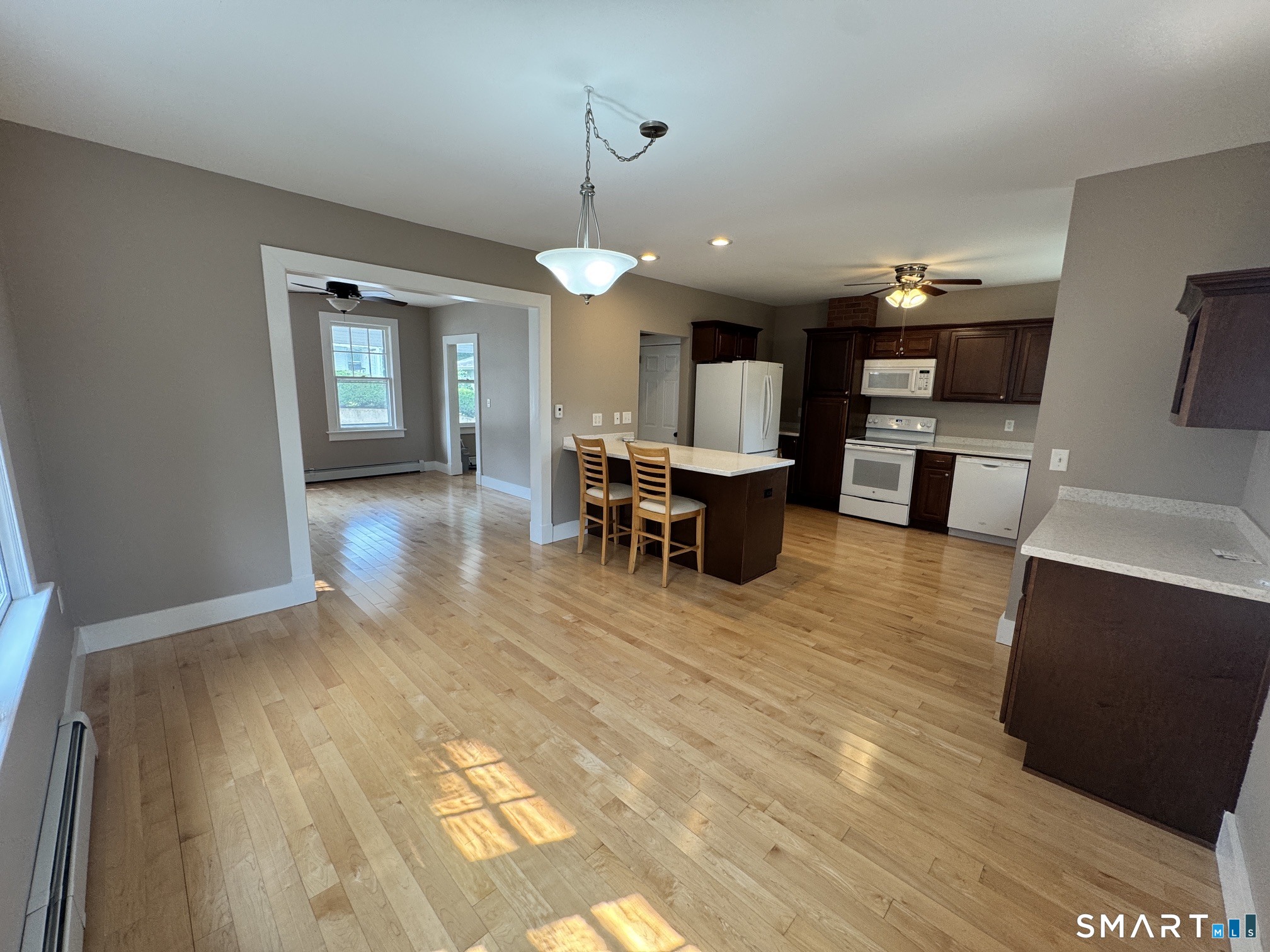 18 Spicer Avenue Groton, CT 06340 - Photo 8 of 32