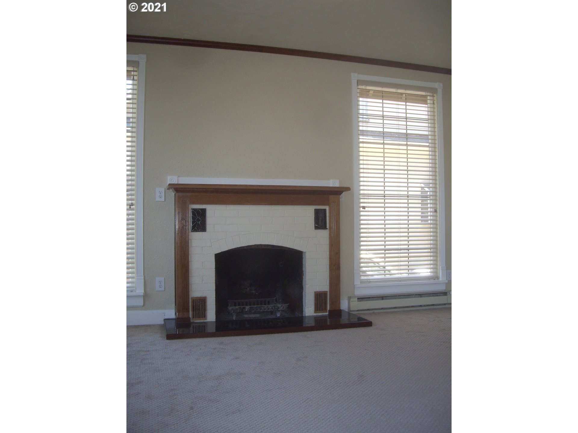 424 Northeast 2nd Avenue Camas, WA 98607 - Photo 3 of 16 Gallery Image 3