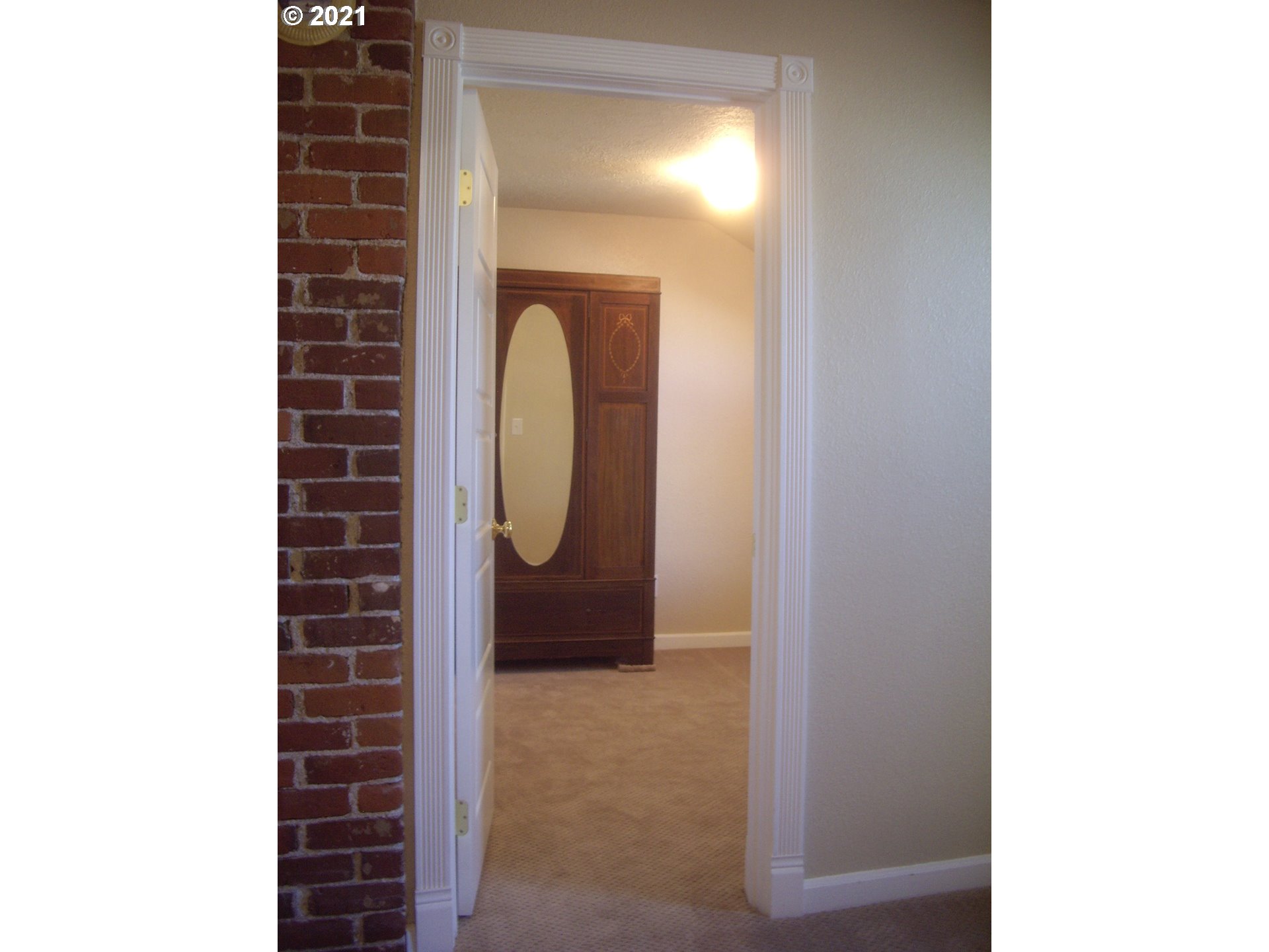 424 Northeast 2nd Avenue Camas, WA 98607 - Photo 4 of 16 Gallery Image 4