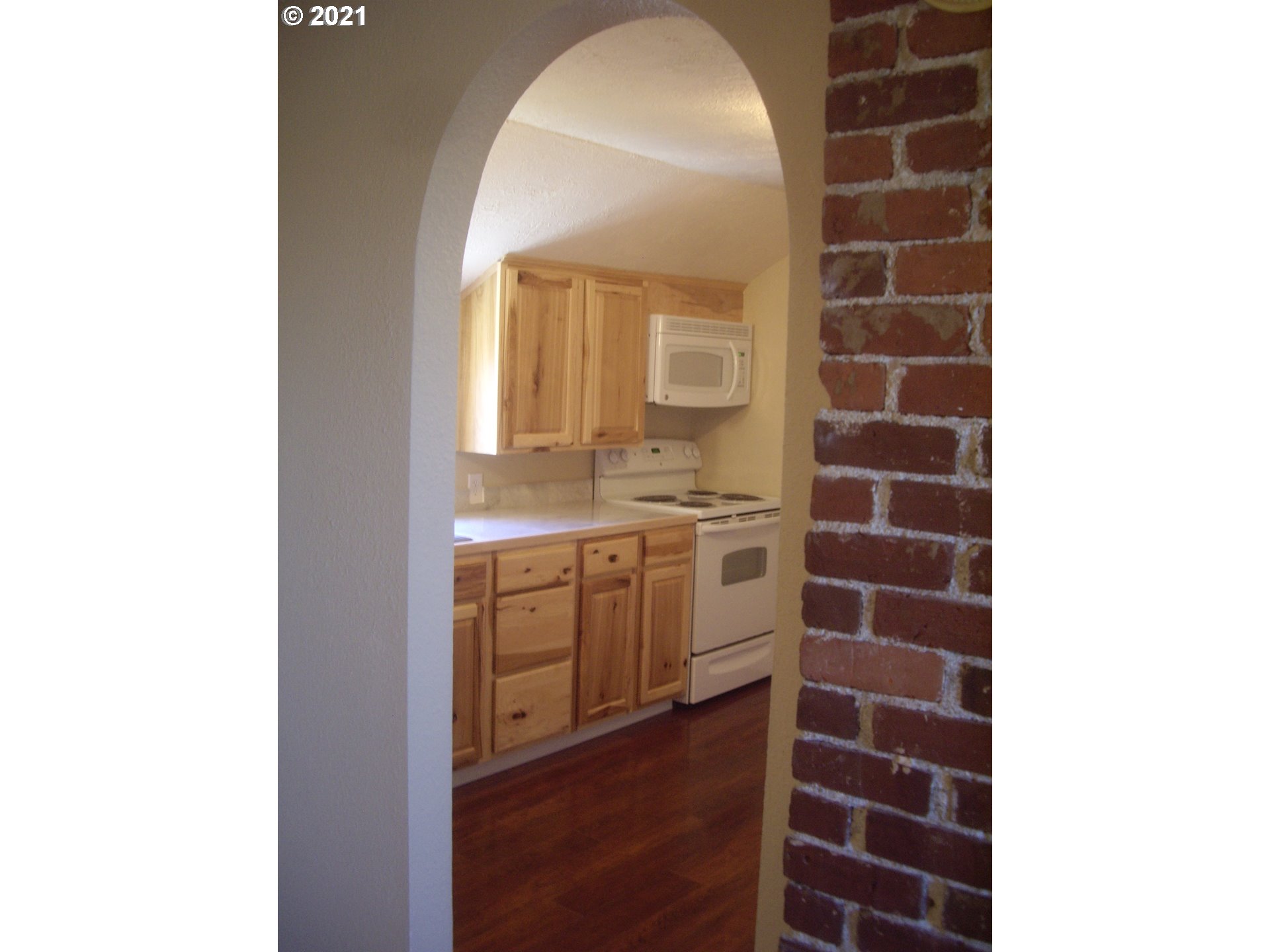 424 Northeast 2nd Avenue Camas, WA 98607 - Photo 5 of 16 Gallery Image 5