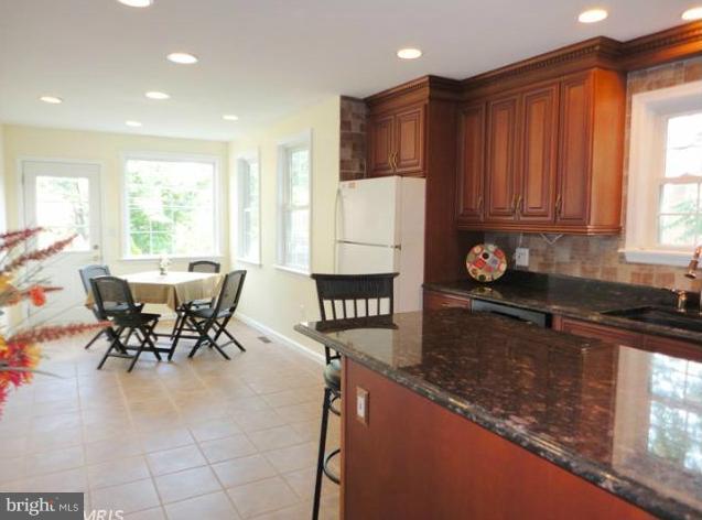 9000 Kimes Street Silver Spring, MD 20901 - Photo 9 of 17 Kitchen